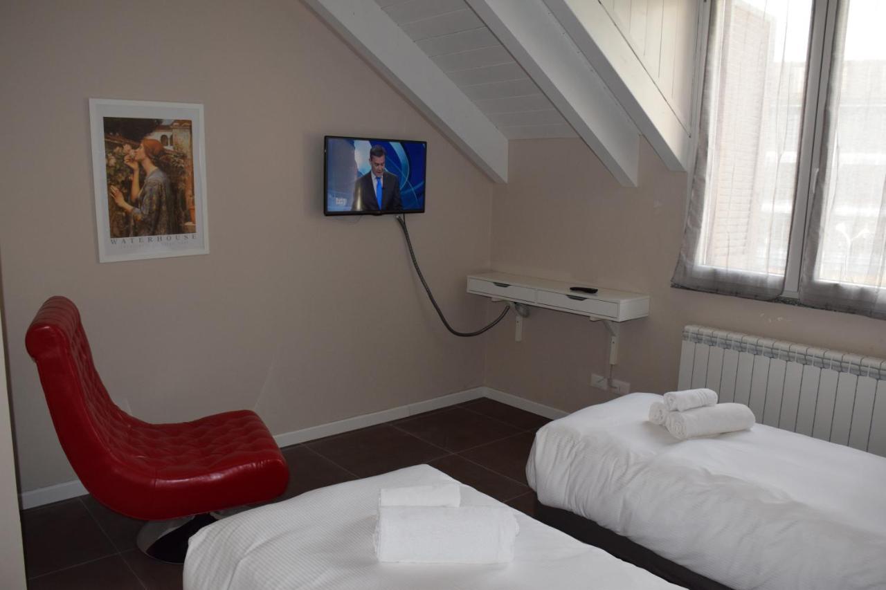 B&B Leonardo Rho Extérieur photo