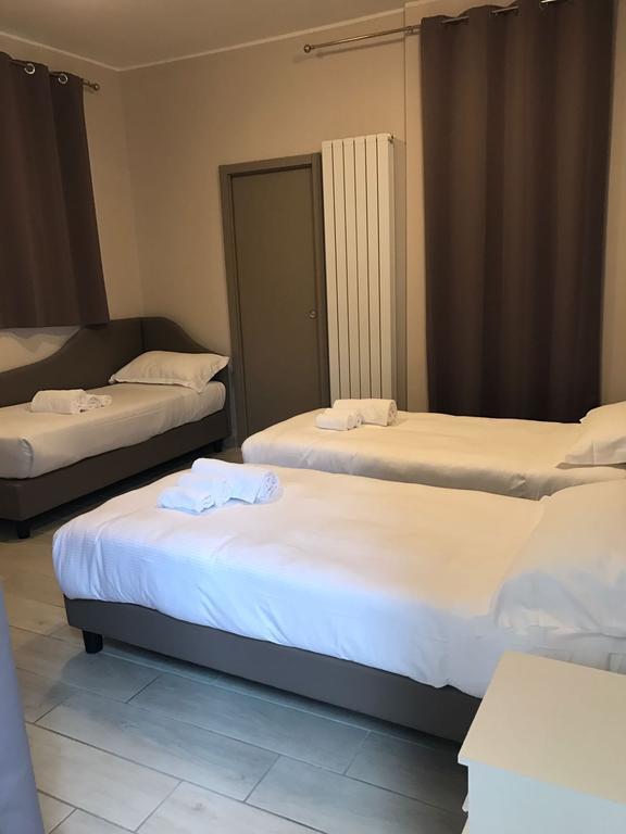 B&B Leonardo Rho Extérieur photo
